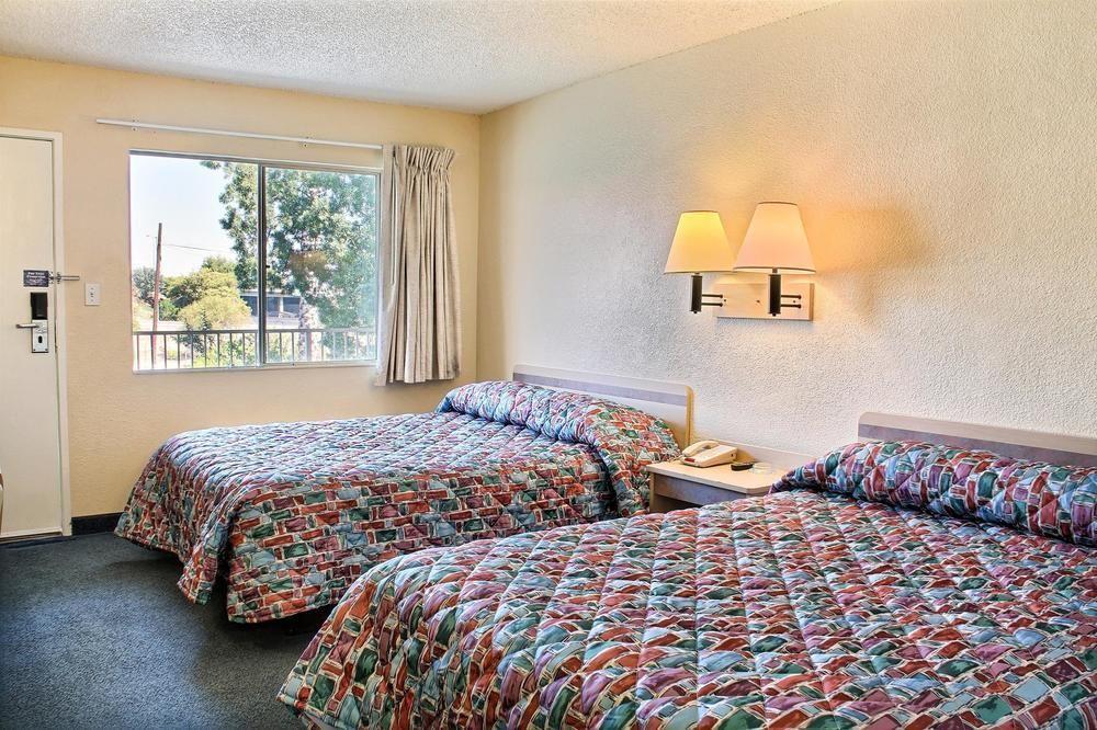 Motel 6-Bakersfield, Ca - Convention Center Luaran gambar