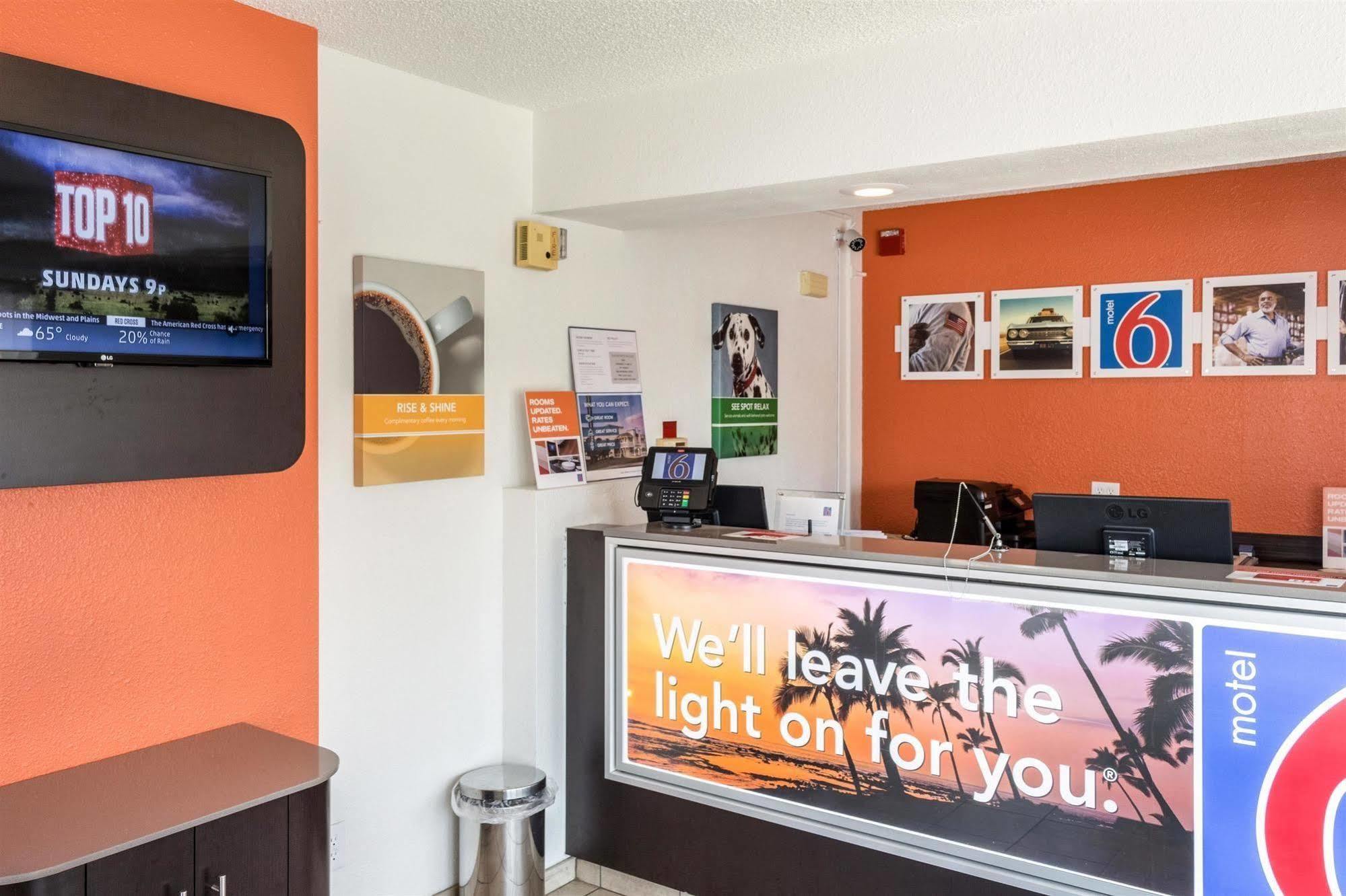 Motel 6-Bakersfield, Ca - Convention Center Luaran gambar
