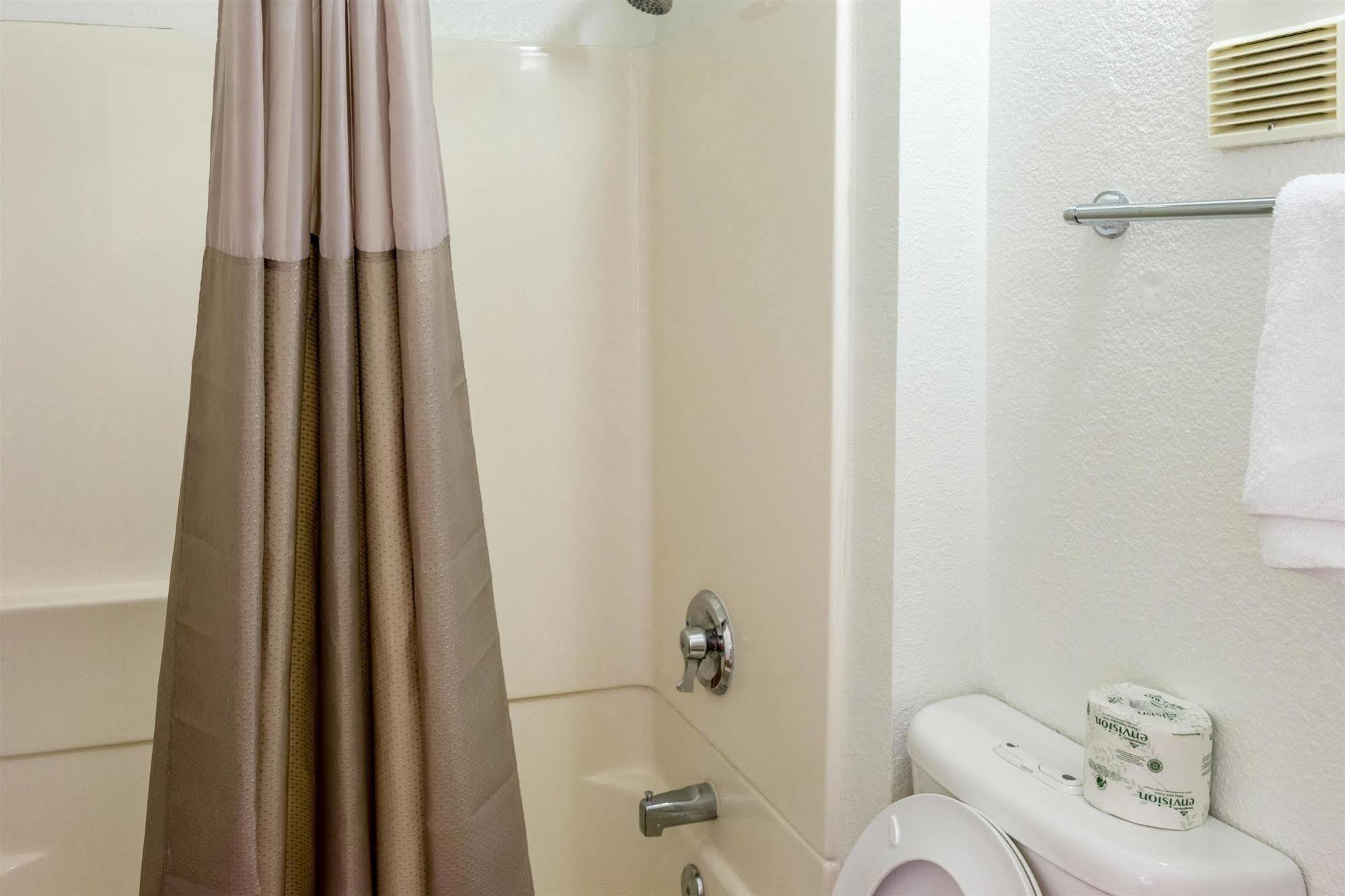 Motel 6-Bakersfield, Ca - Convention Center Luaran gambar