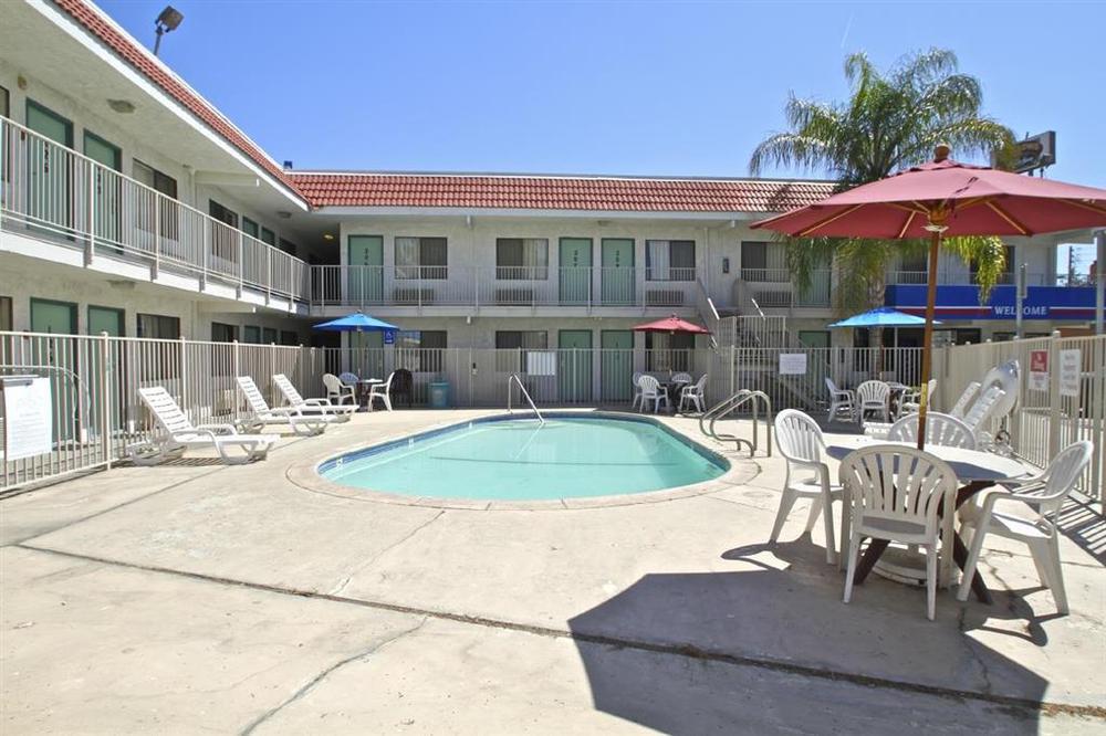 Motel 6-Bakersfield, Ca - Convention Center Kemudahan gambar